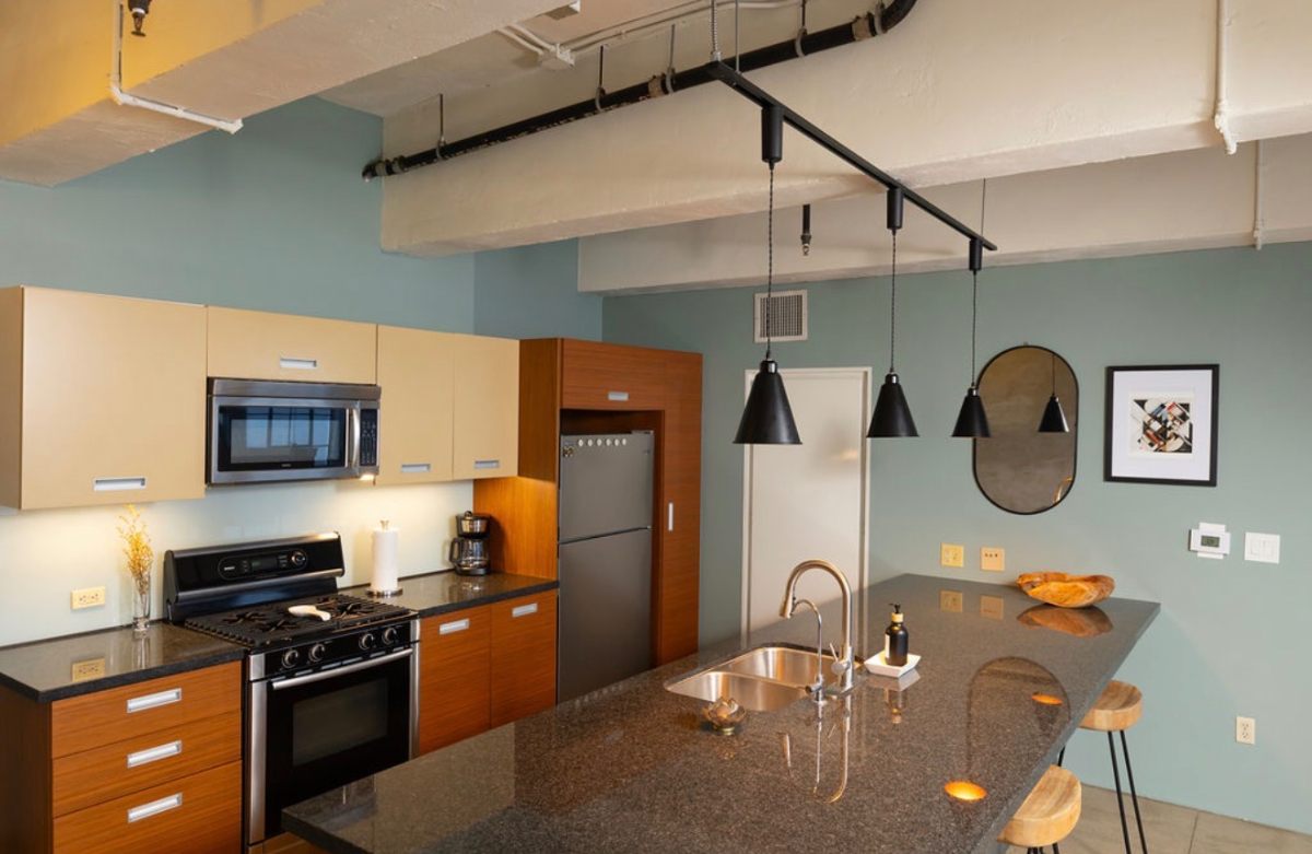 spacious, clean and quiet loft in downtown LA - Photo 2