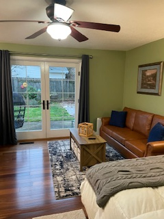 Modern and Spacious Studio in Vancouver, WA - Perfect for a Comfortable Stay