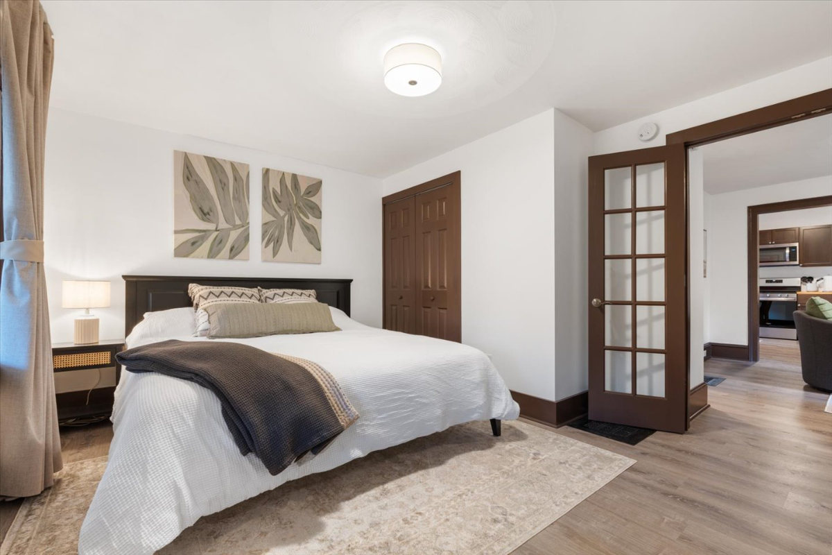 Thoughtfully Designed and Fully Equipped - Photo 3