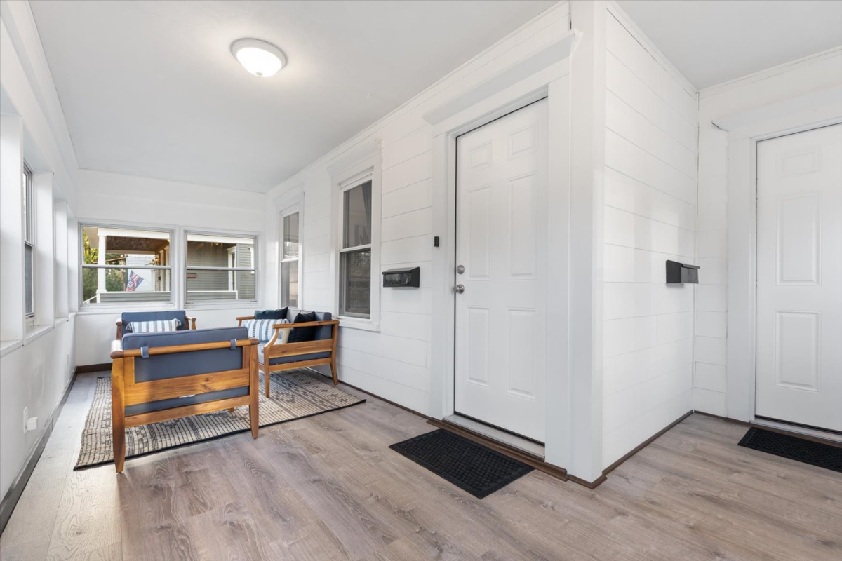 Thoughtfully Designed and Fully Equipped - Photo 7