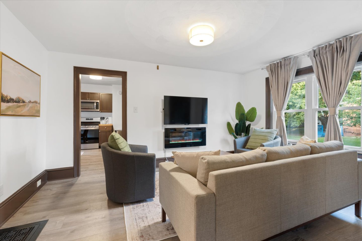 Thoughtfully Designed and Fully Equipped - Photo 10
