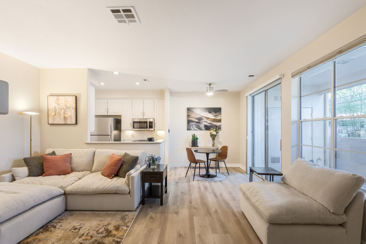 Del Mar Highlands One Bedroom Condo - Photo 1