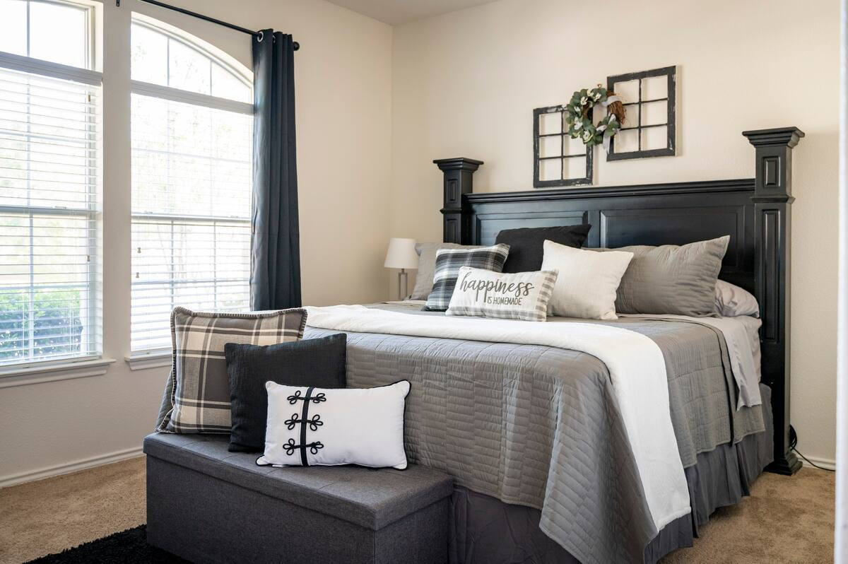 Spacious 4-Bedroom House in Converse-Texas l A Home Away from Home for Relaxation and Comfort - Photo 8