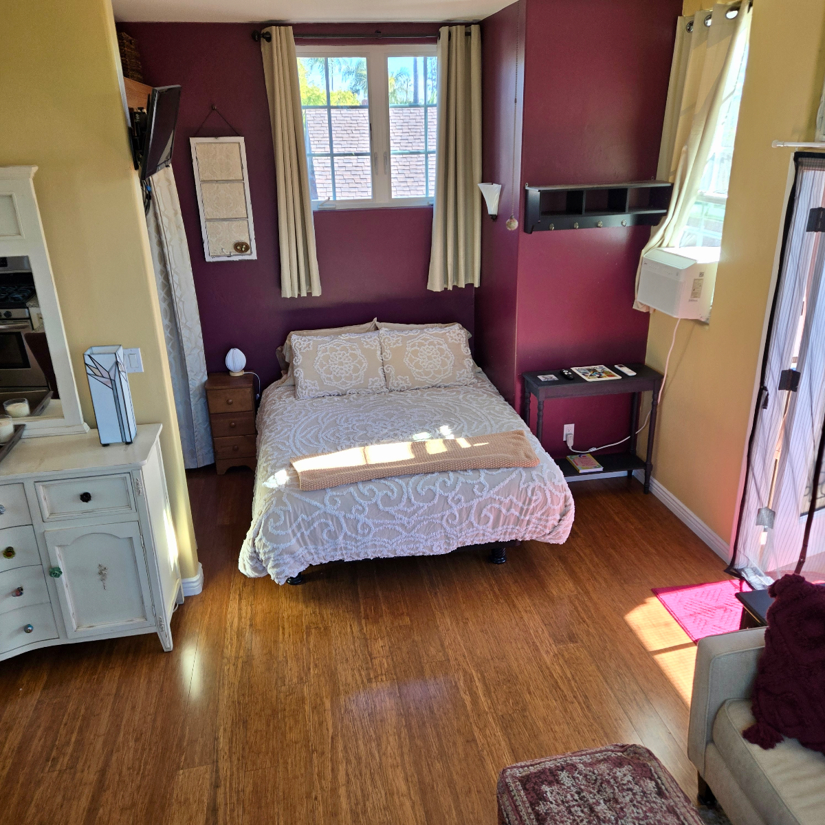 Treehouse Studio in Mid-City Historic Neighborhood - Photo 4
