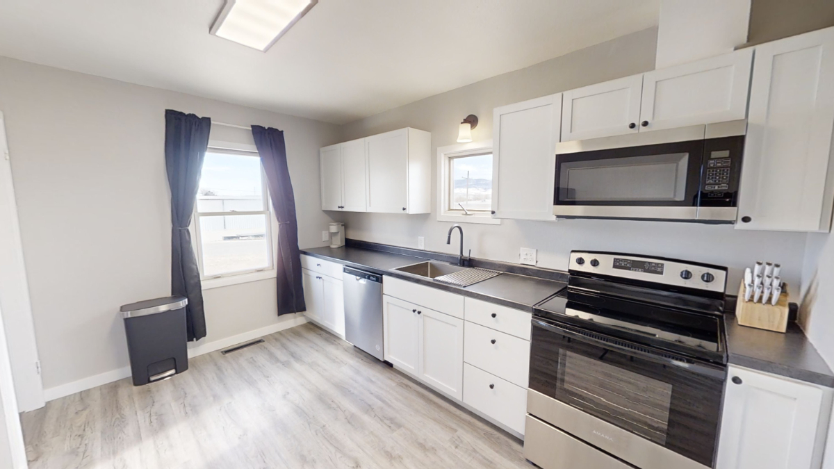 Completely Remodeled Home - Photo 4