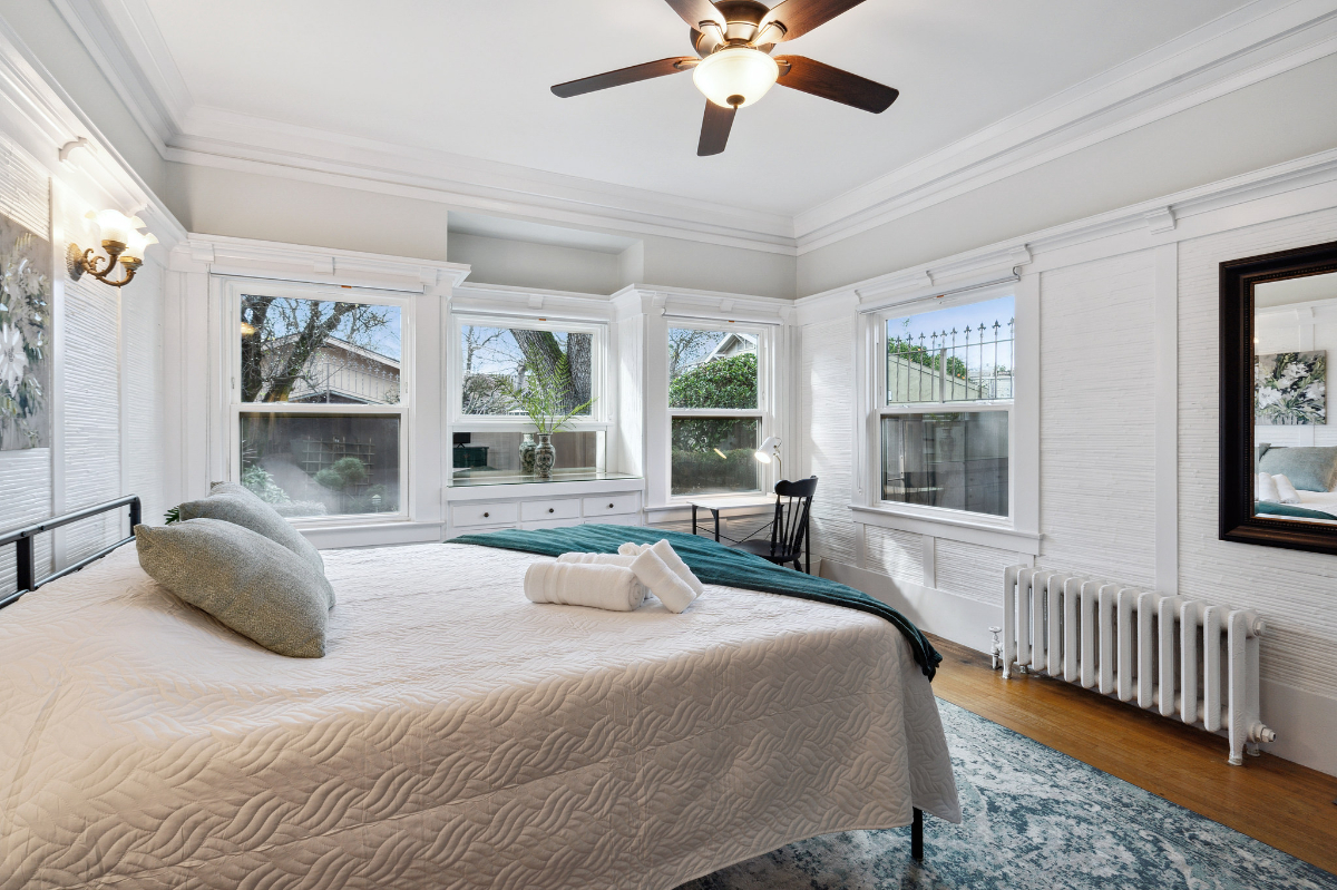 Entire House Bours Beauty 3 bed/2.5 bath - Photo 2