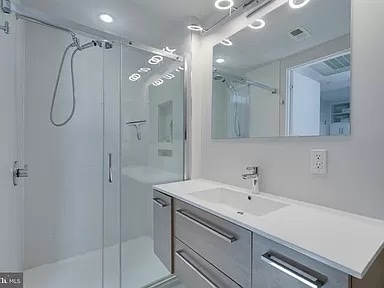 Chic ALL INCLUSIVE Micro Unit - Photo 3