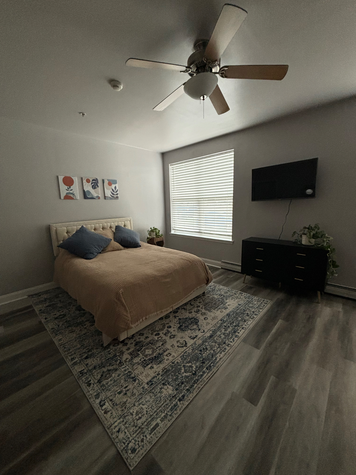 112- Studio