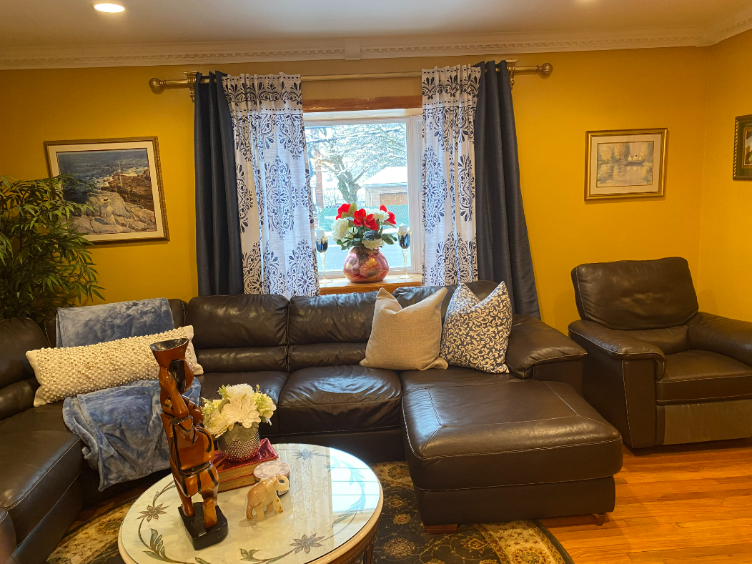 Spacious-Moderm 2 Bedroom House - Photo 1
