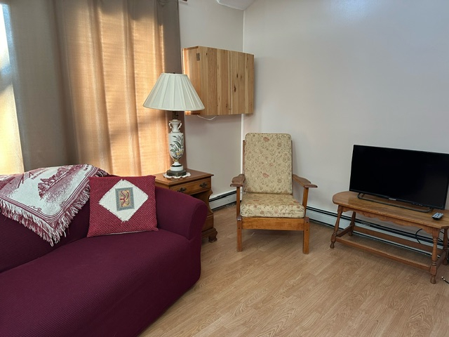 1 Bedroom Apartment in Duplex - 8mi from DHMC, 2mi from VA - Photo 5