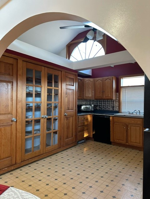 1 Bedroom Apartment in Duplex - 8mi from DHMC, 2mi from VA - Photo 11