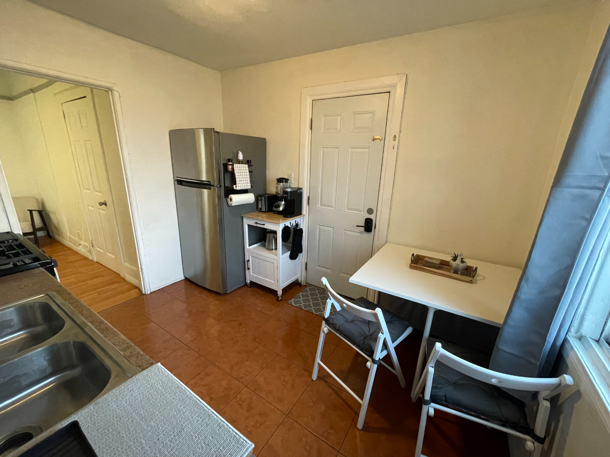 Cozy Studio Near DTLA & Transit - Photo 3