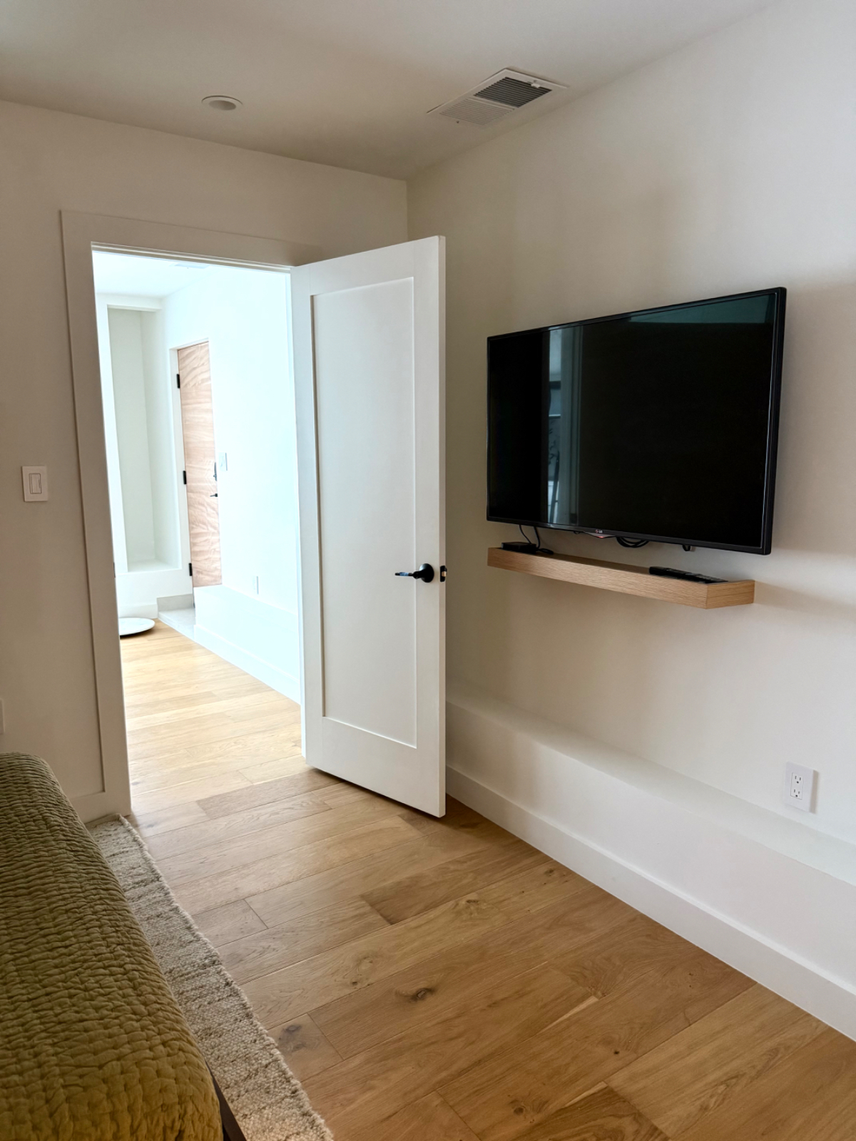 Modern 1 Bed 1 Bath in the center of San Francisco - Photo 5