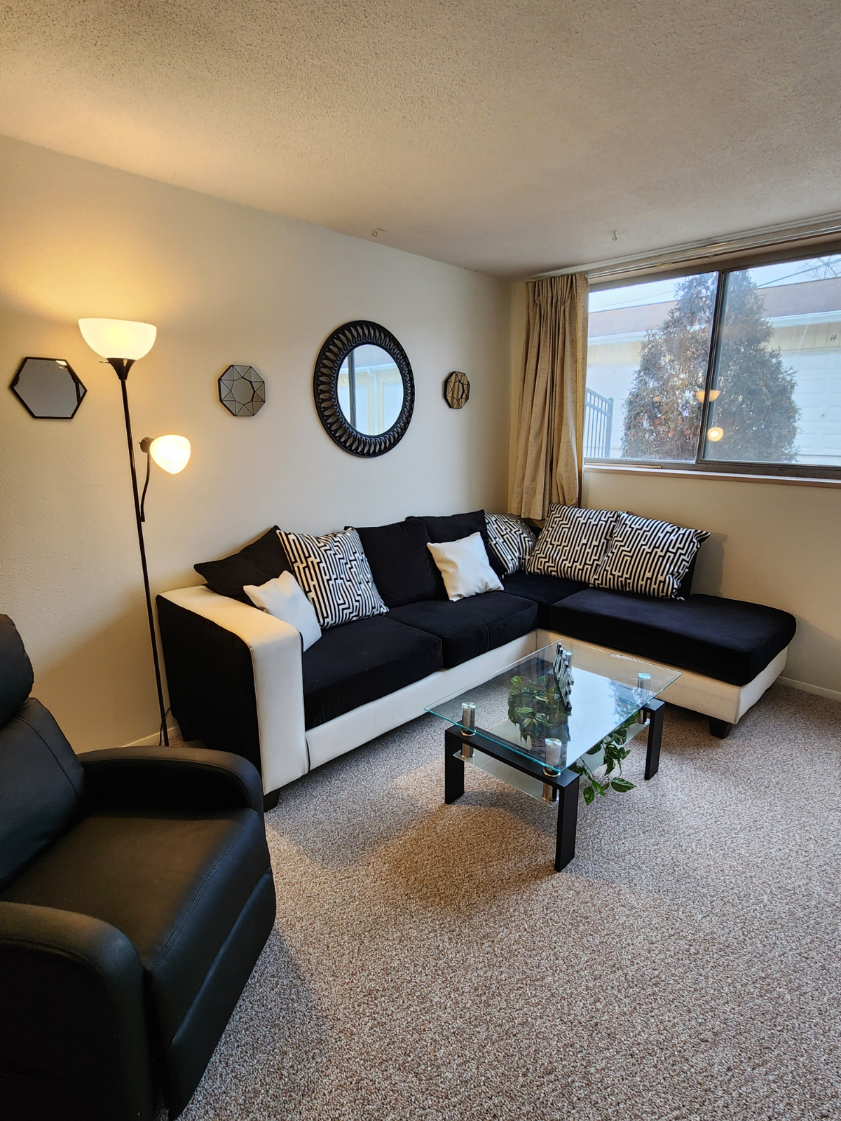Cozy 1 bedroom close to hospitals 