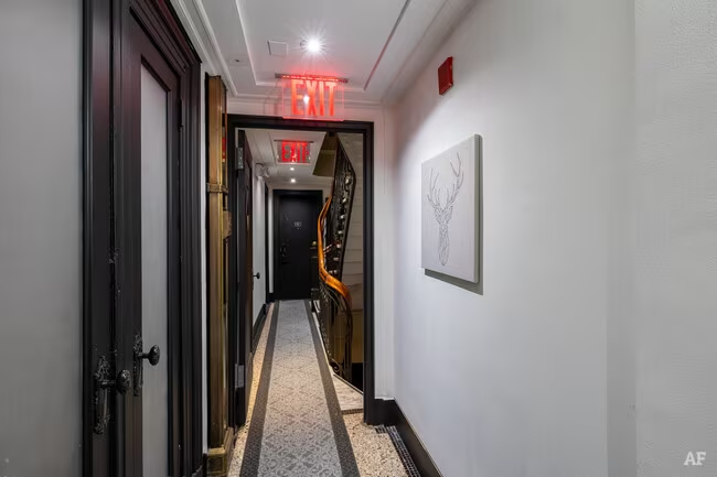 Studio/ 1 Bath / Midtown - Photo 6