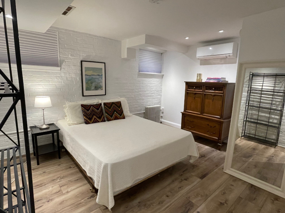 Furnished 1BR/BA apartment--just renovated - Photo 8