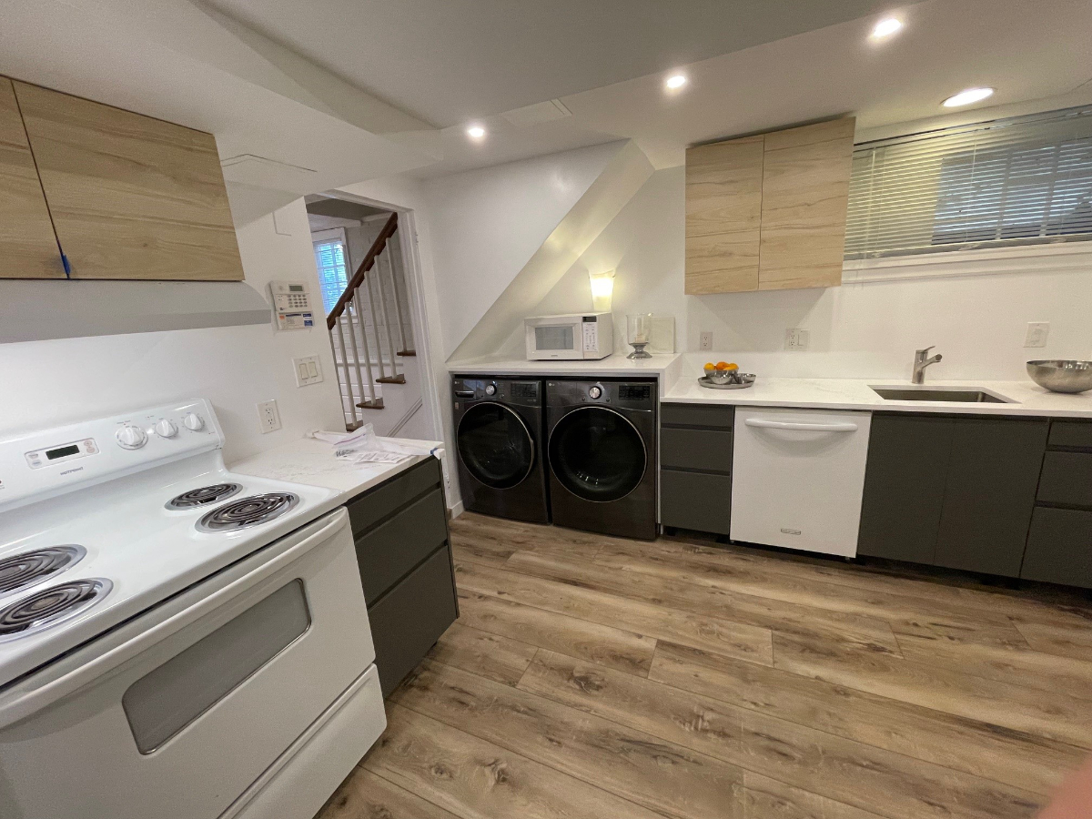 Furnished 1BR/BA apartment--just renovated - Photo 4