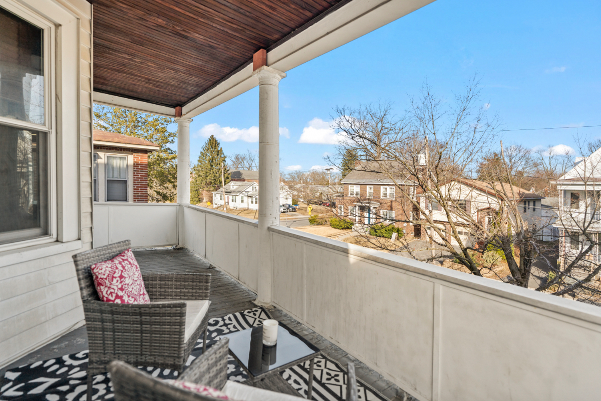 Glenwood Manor, Just under a mile from Albany Med! - Photo 6