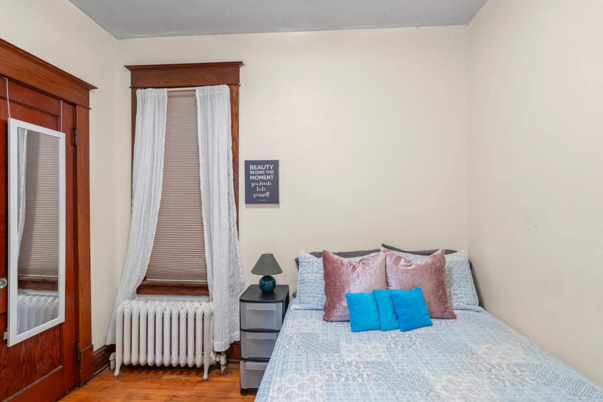 Glenwood Manor, Just under a mile from Albany Med! - Photo 1