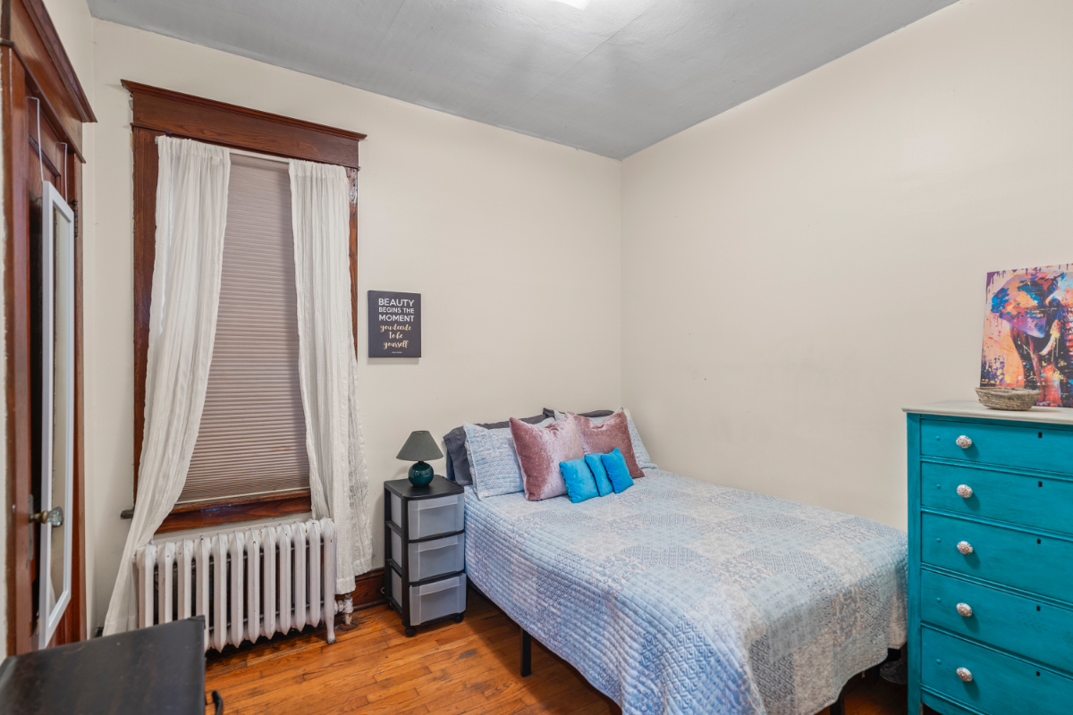 Glenwood Manor, Just under a mile from Albany Med! - Photo 7