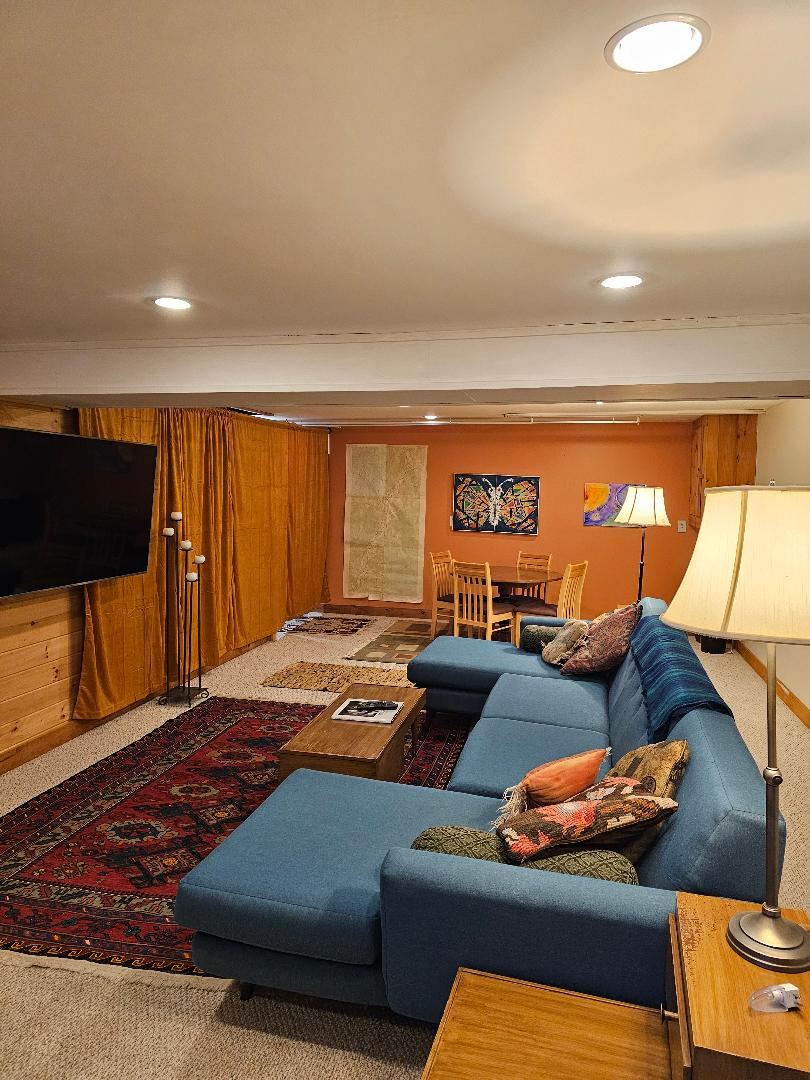 Beautiful, fully furnished apartment - Photo 9