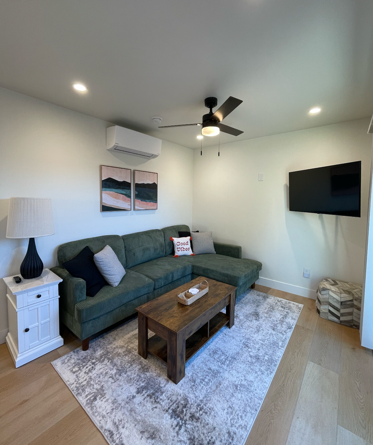 BRAND NEW 1 BD/1 BTH Walking Distance to Hospitals & Short Bike Ride to Beach - Photo 3