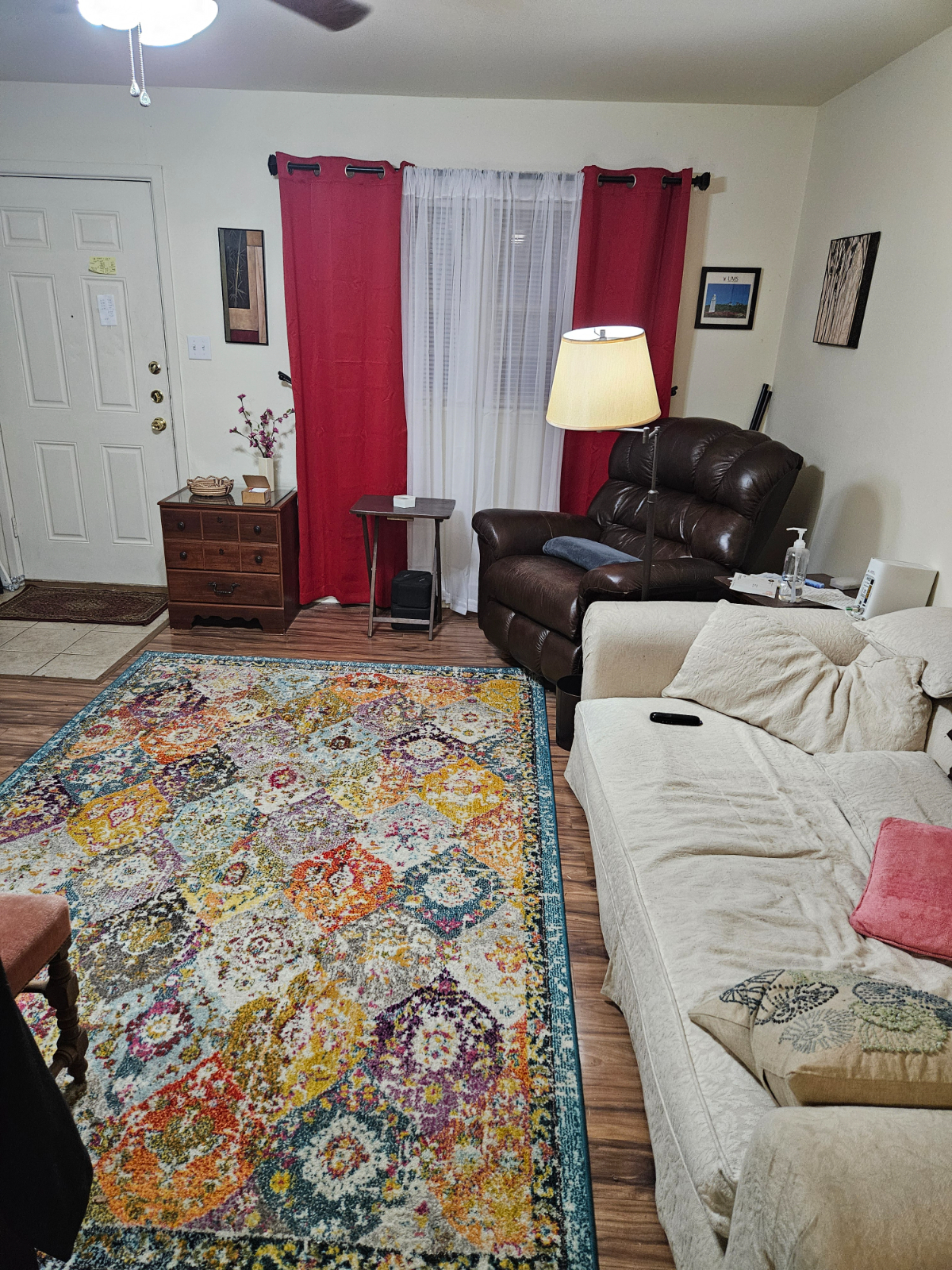 Looking for june and july housing. Moving to lubbock, new job at texas tech. Send me a note. nice c - Photo 4