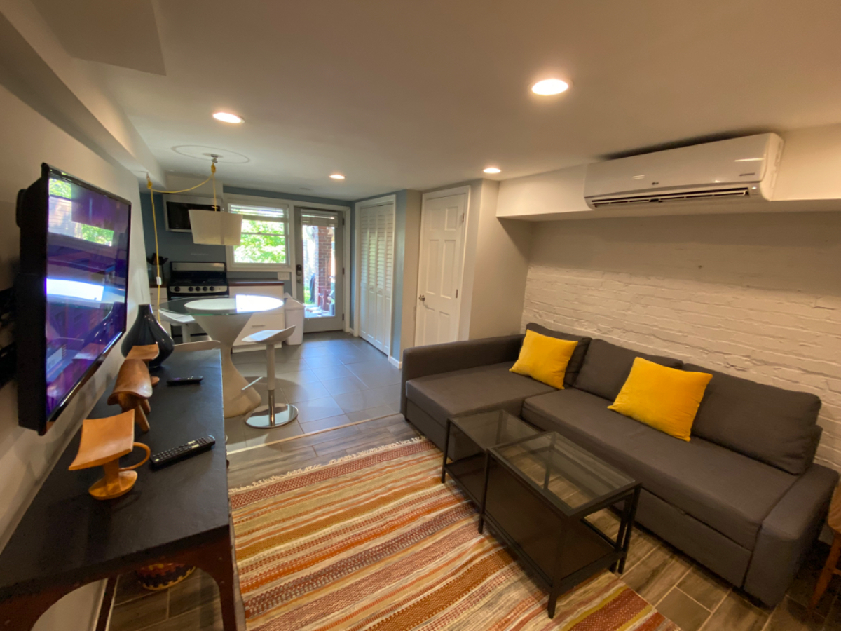 1br Petworth Apartment - Photo 2