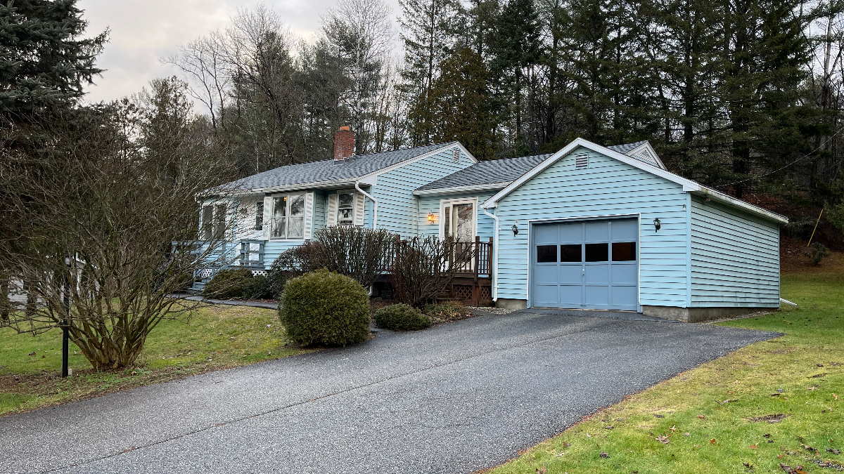 Peaceful Proctor Home - Photo 2