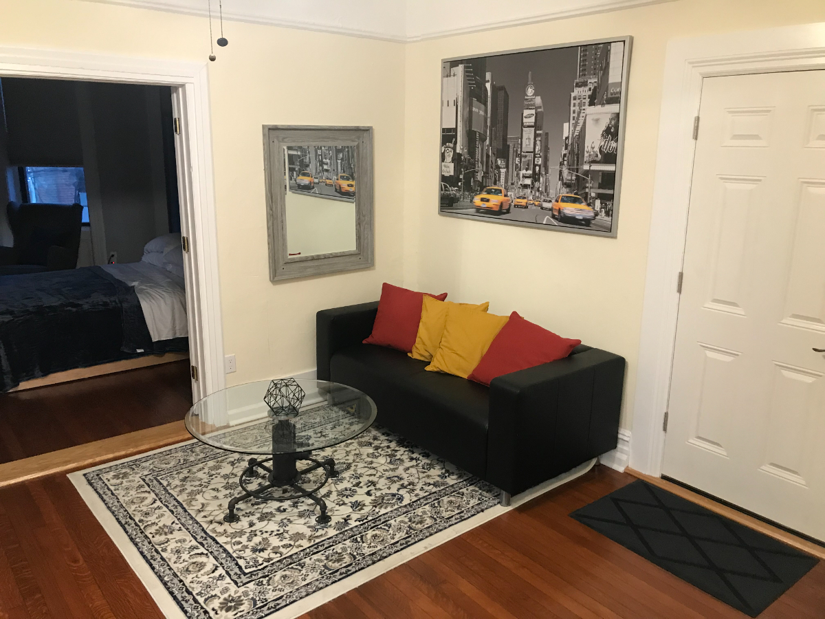Newly renovated, ENTIRE apt perfect NYC location-Close to Subway - Photo 7