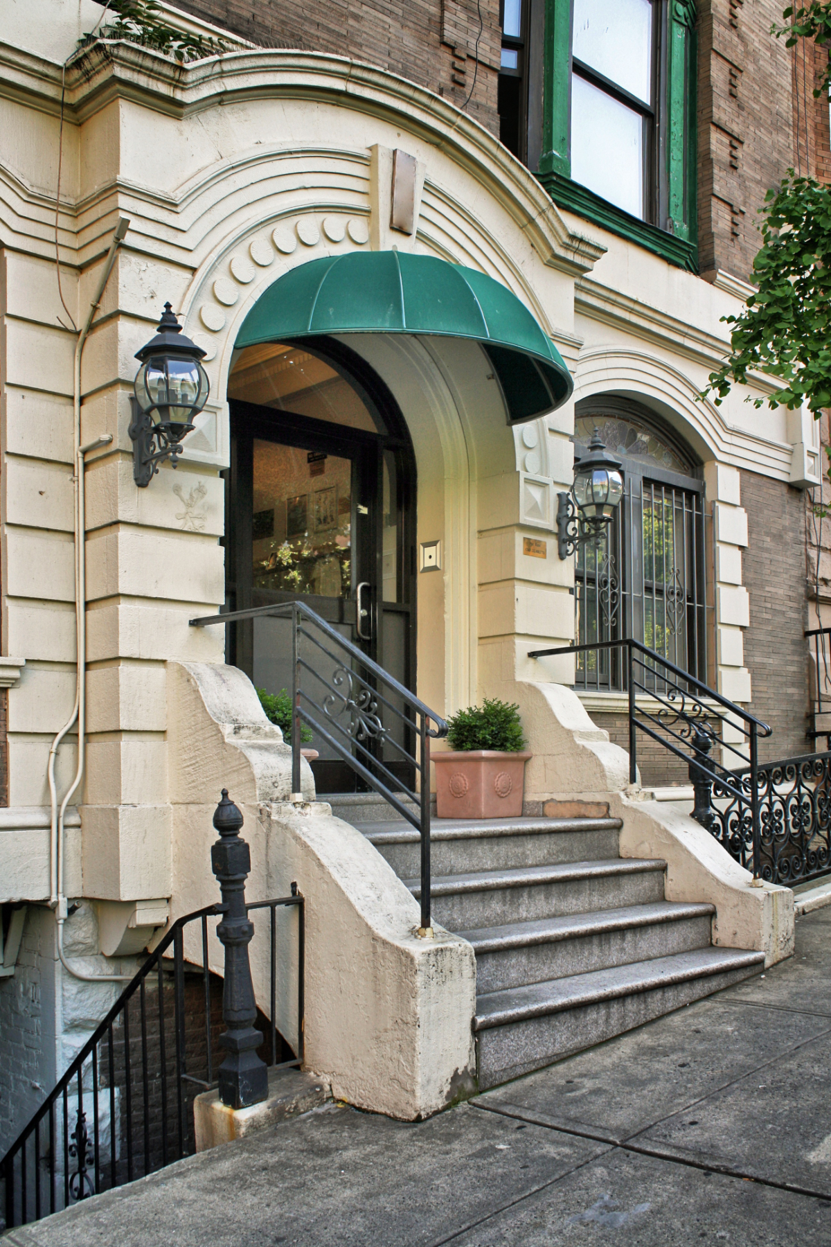 Room for Rent in a Morningside Heights Apartment - Photo 10
