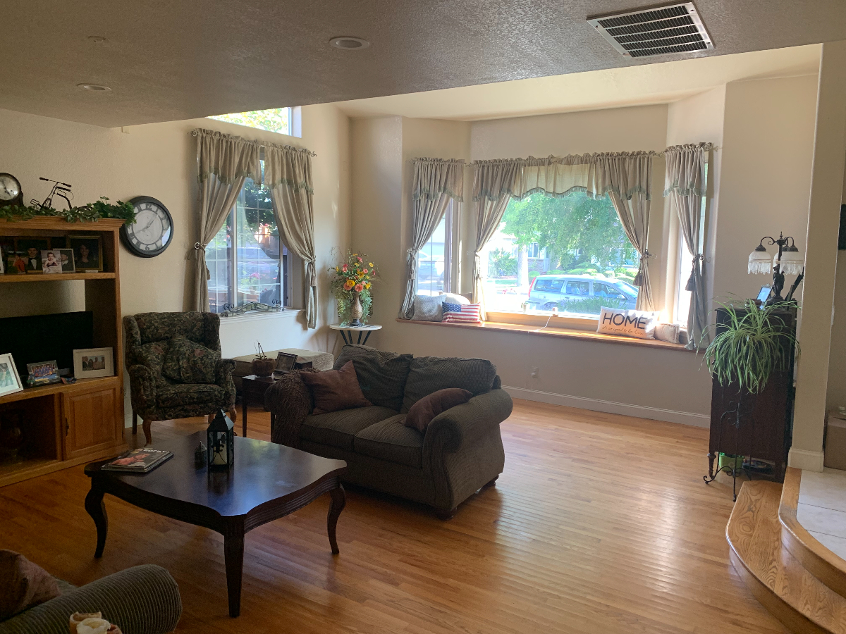 Beautiful home in desirable location--easy access to 280, 17, Lawrence Exp., San Tomas Exp. - Photo 5