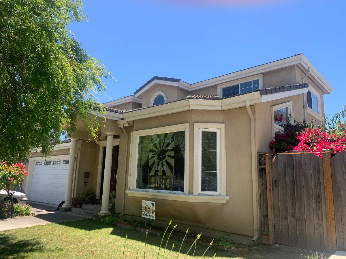 Beautiful home in desirable location--easy access to 280, 17, Lawrence Exp., San Tomas Exp. - Photo 3