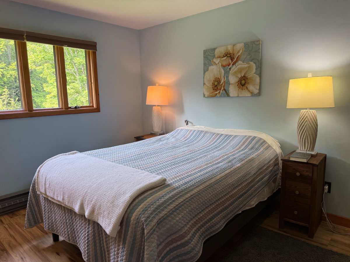 Quiet Cottage on the River. Beautiful setting - Photo 12