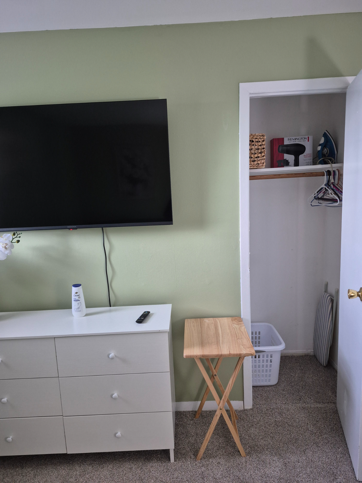 Private studio, separate entrance, private parking. Located 5 miles from Montefiore in Nyack & 5 mil - Photo 3