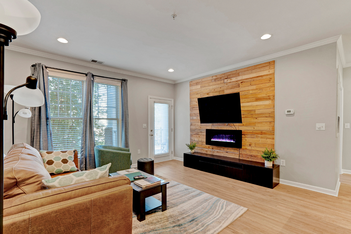 Heart of Raleigh Condo 1 Bedroom/1.5 Bath Fully Furnished Condo - Photo 10