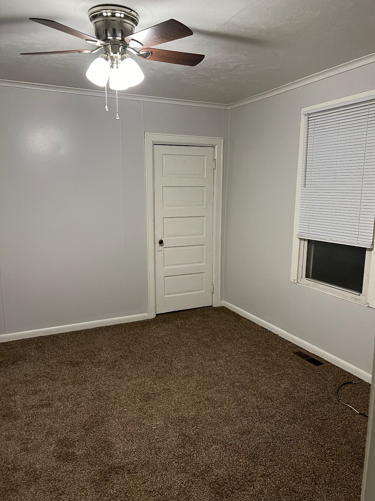 Conveniently Located 2Br/1Bath (5221) - Photo 6