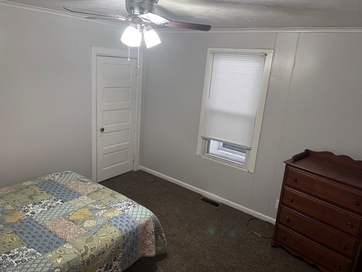 Conveniently Located 2Br/1Bath (5221) - Photo 9