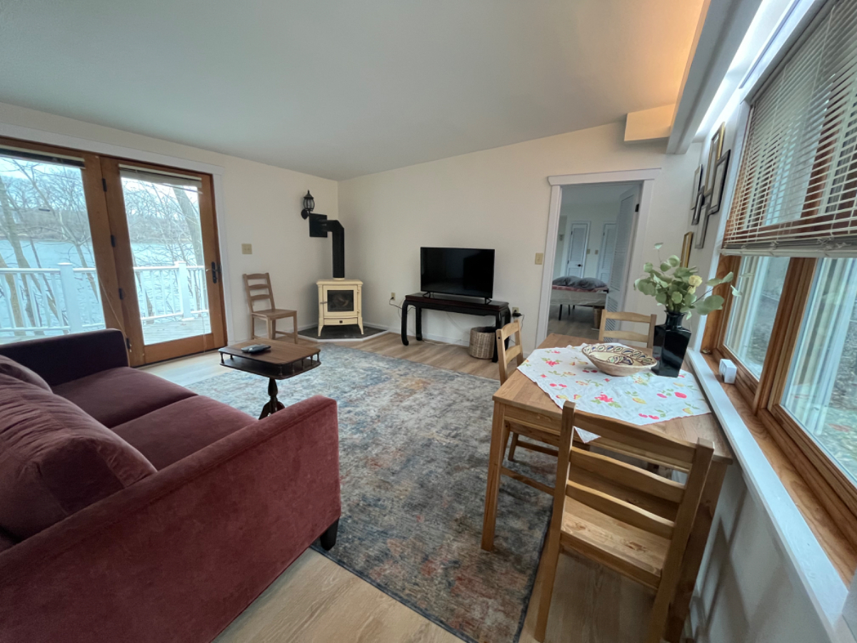 Hudson River Front Apartment - Photo 12