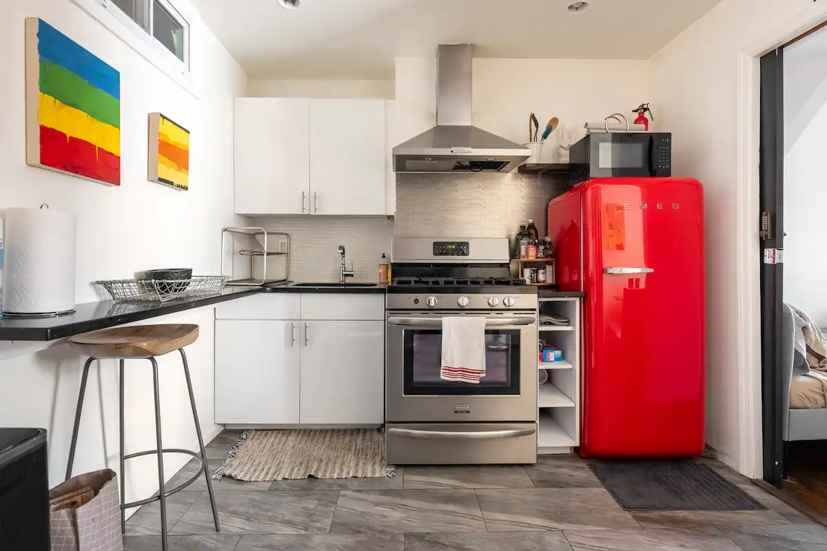 Furnished Rooms In Prime N Williamsburg w Huge... - Photo 4