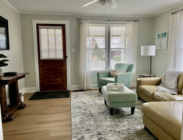 Fully furnished 2 bedroom with separate office. All utilities, internet and lawncare included. - Photo 1
