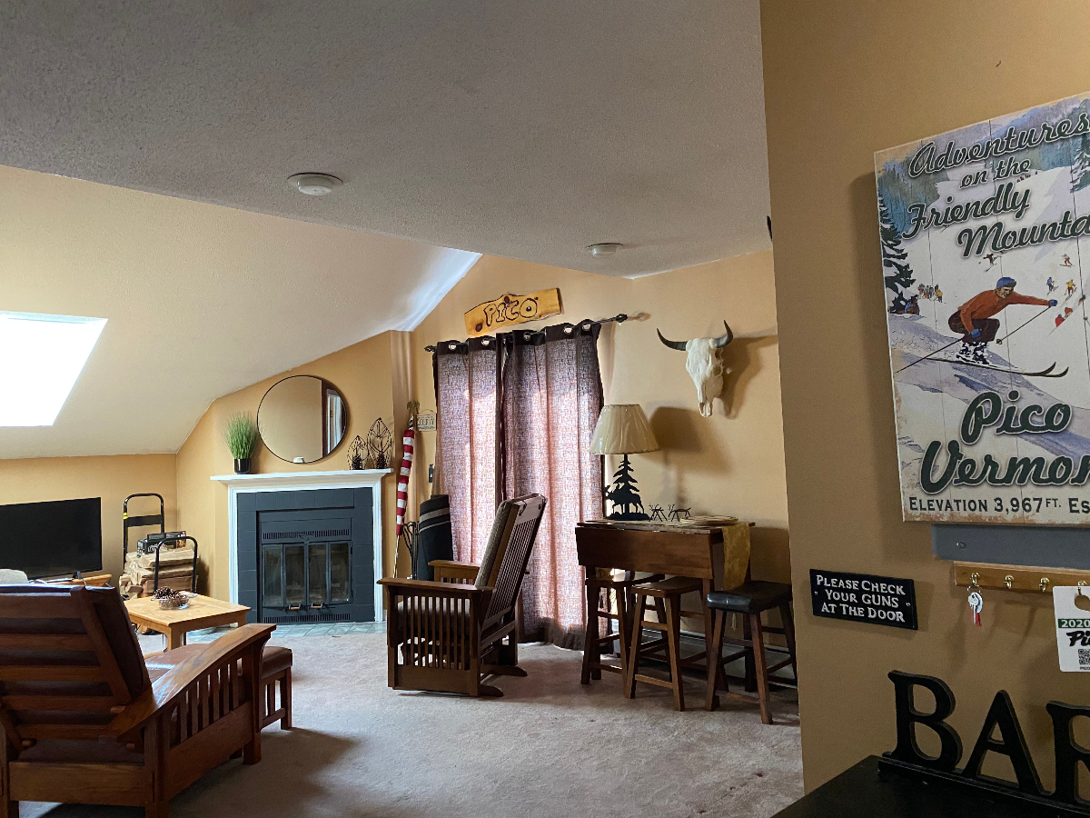 Cozy condo with mountain views just minutes to Rutland, Vt. - Photo 5