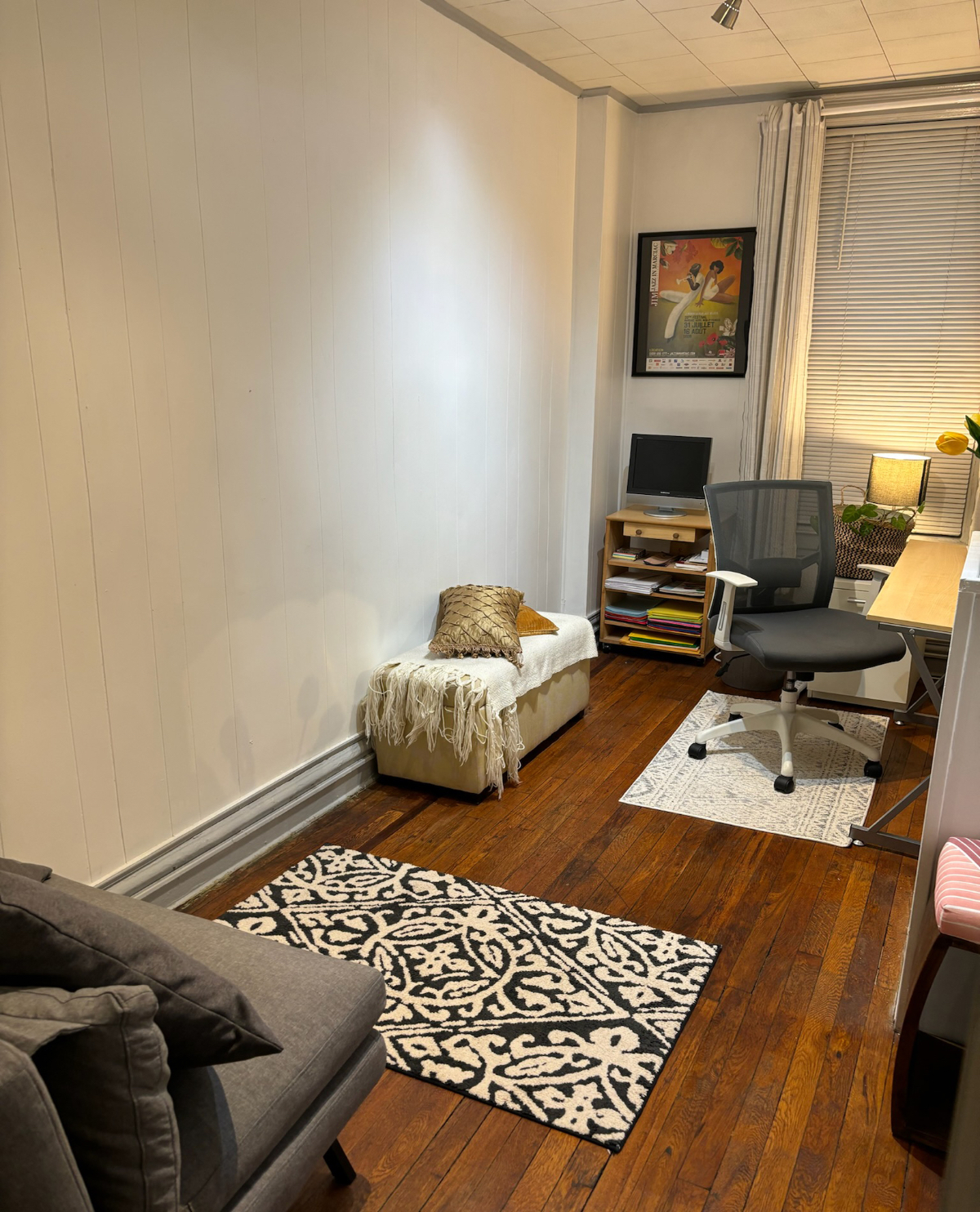 BRONX, NY - Private House Full 2 BD Apt.  Near Hospitals and Public Transportation - Photo 7