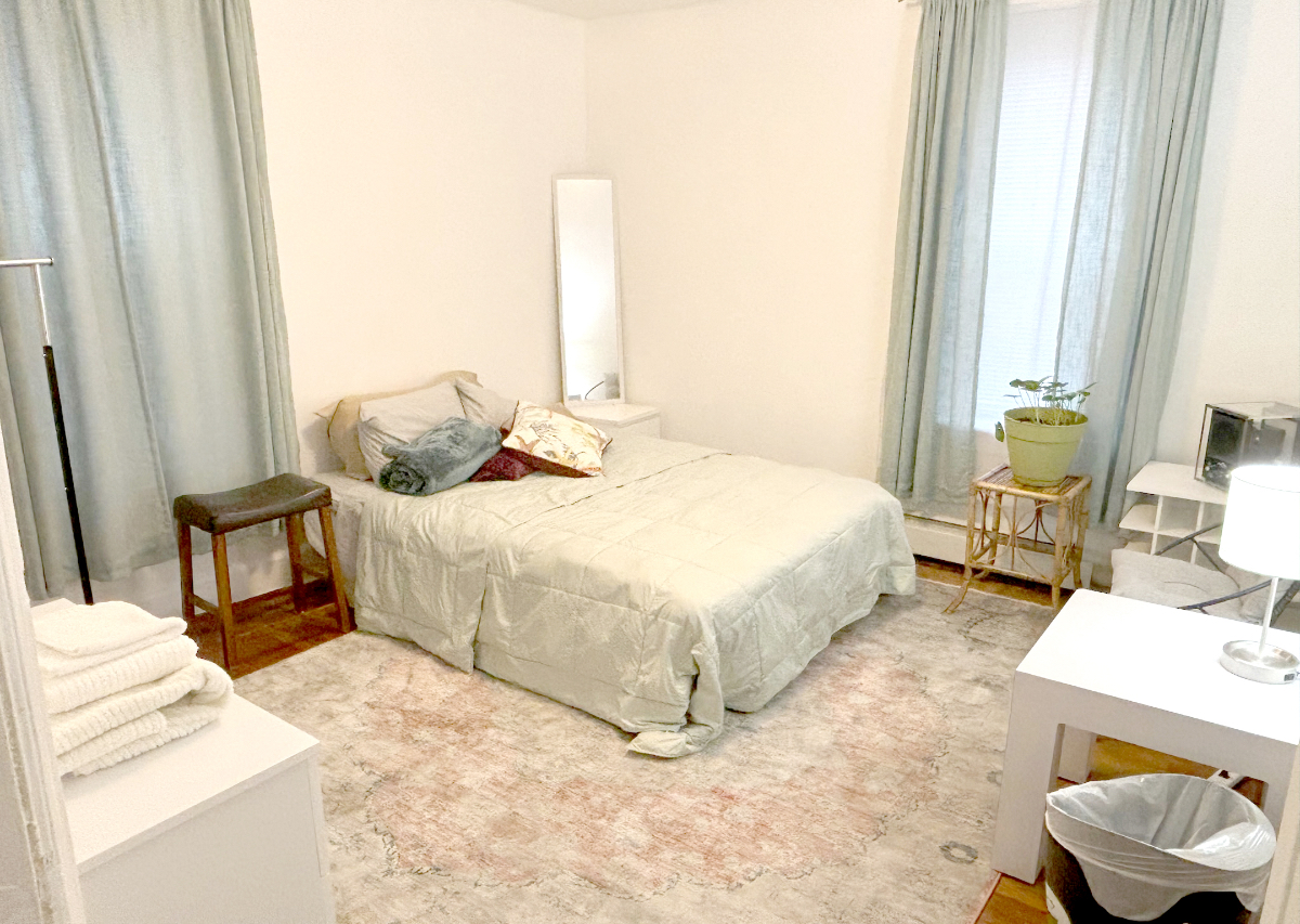 BRONX, NY - Private House Full 2 BD Apt.  Near Hospitals and Public Transportation - Photo 3