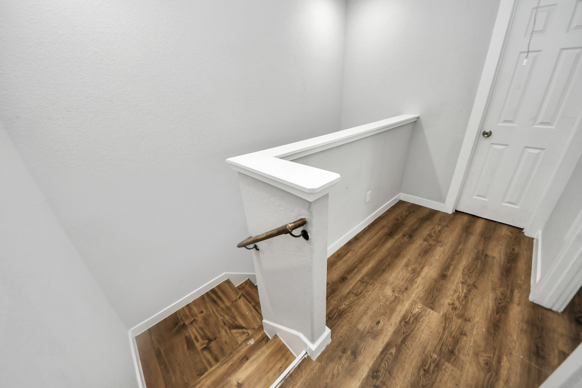 Spacious Mid-Term Rental House in the Heart of Houston - Photo 2