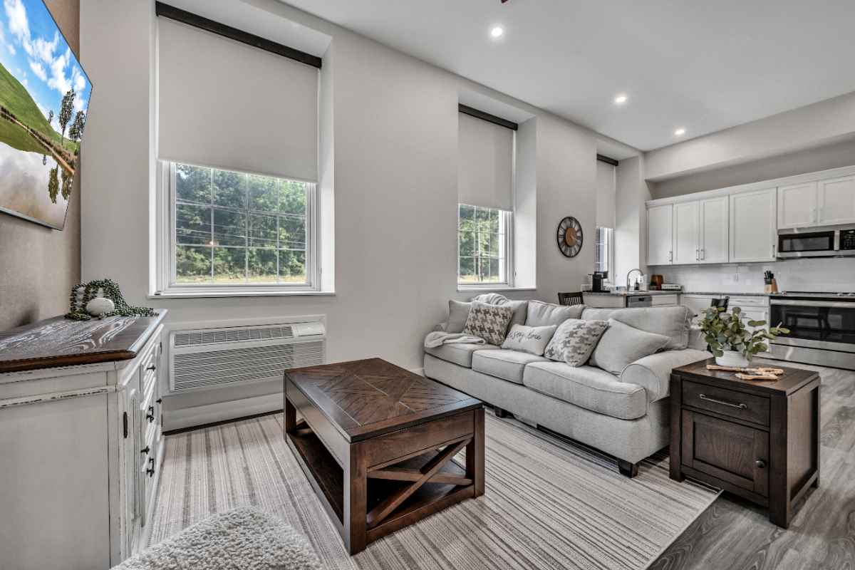 Luxury Apartments - Near Hospitals Suite 108