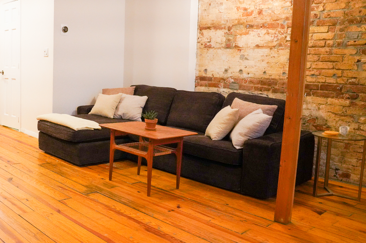 Spacious Williamsburg Haven - Photo 3