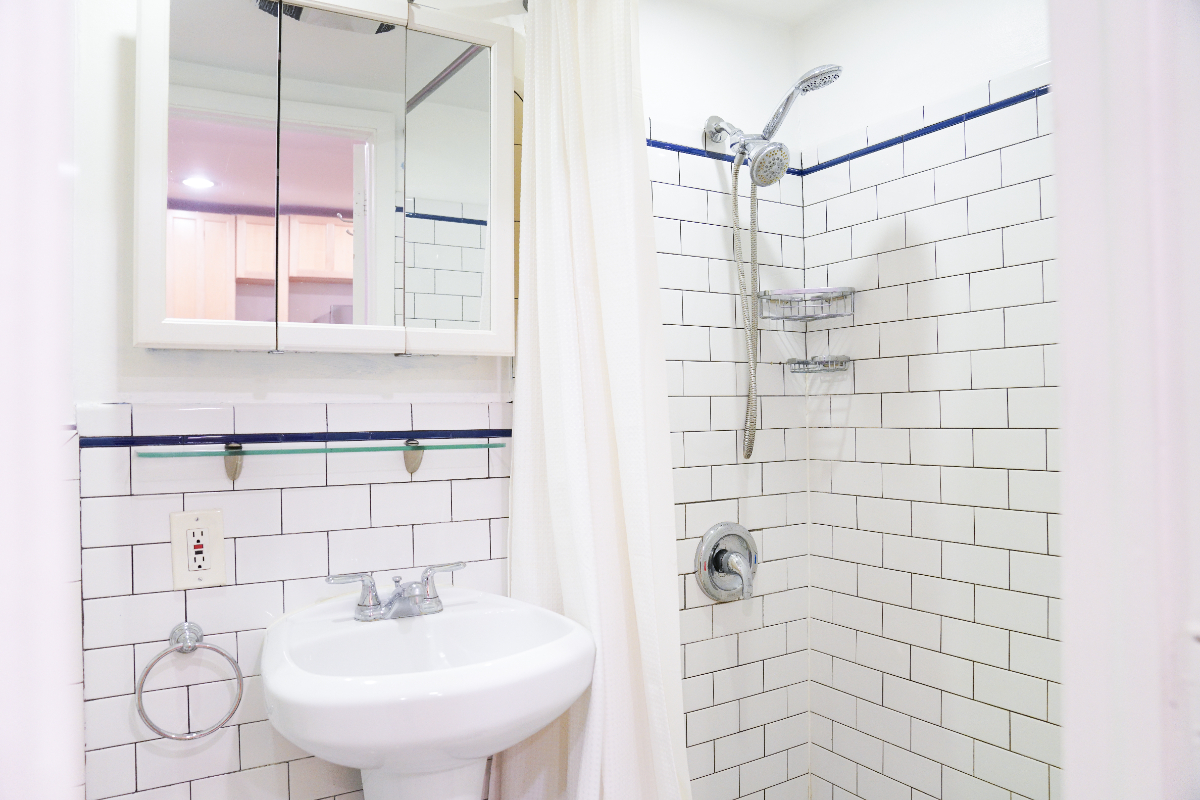 Spacious Williamsburg Haven - Photo 6
