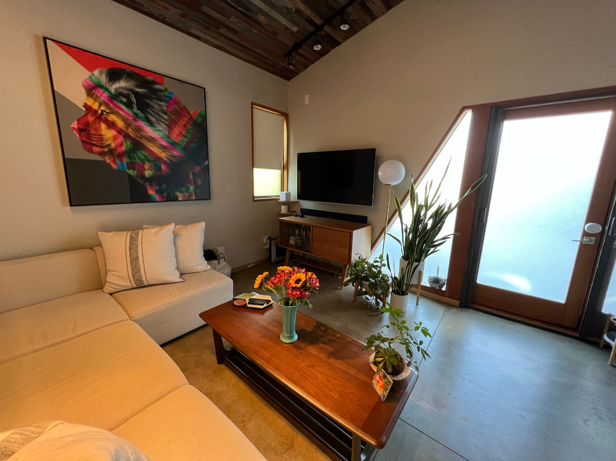 1 Bedroom 2-Story Modern Townhome in Golden Hill Close to Downtown - Photo 3
