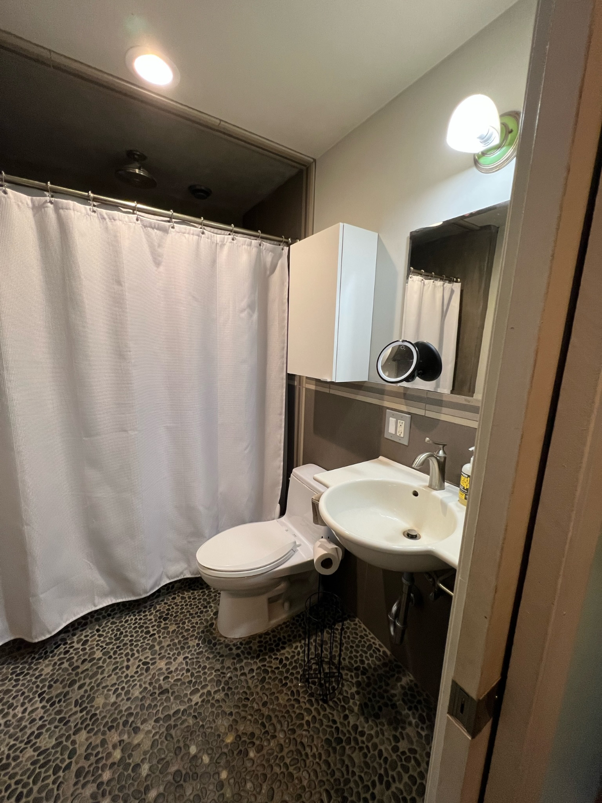 1 Bedroom 2-Story Modern Townhome in Golden Hill Close to Downtown - Photo 4